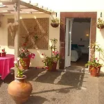 Purple Studio Funchal (Madeira)
