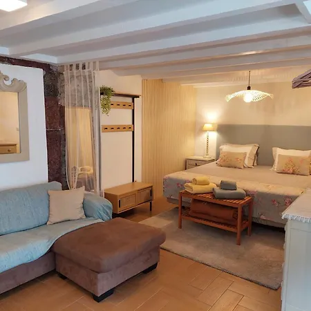 Purple * Funchal (Madeira)