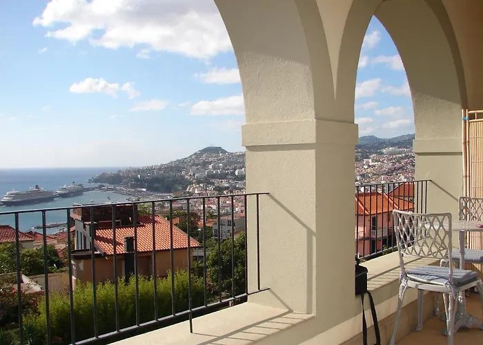 Apartment Purple Studio